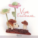 Hérisson mignon et joyeuses fleurs d'automne